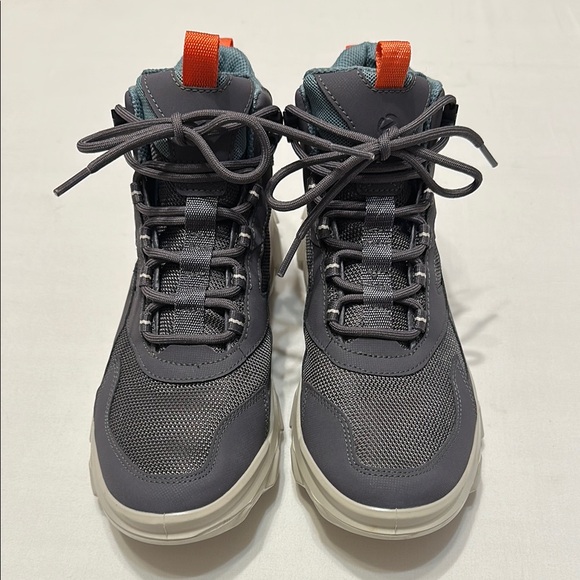 Ecco MX Gore-Tex High-Top Outdoor Sneaker 8-8.5 - Picture 1 of 6
